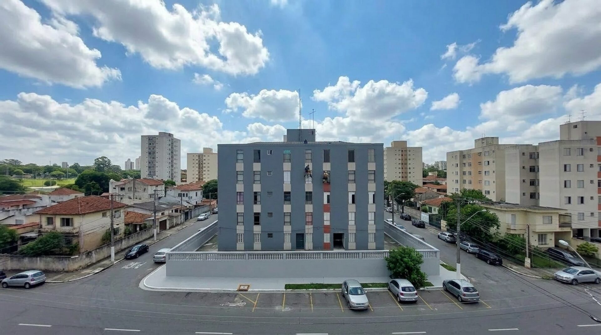 Pintura predial executada pela JDS Construções